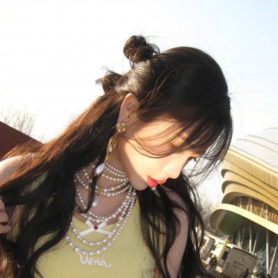 彩凤嬉春